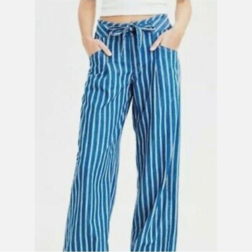 AMERICAN EAGLE Sz 14 Wide Leg Striped Comfort Pants with Pockets and Drawstring
